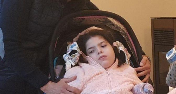 La Asociación Batten CLN6 de Castelló pide que la Generalitat subvencione un fármaco que mejora la vida de la niña afectada en Castellón La Asociación Batten CLN6 de Castelló pide que la Generalitat subvencione un fármaco que mejora la vida de la niña afectada en Castellón