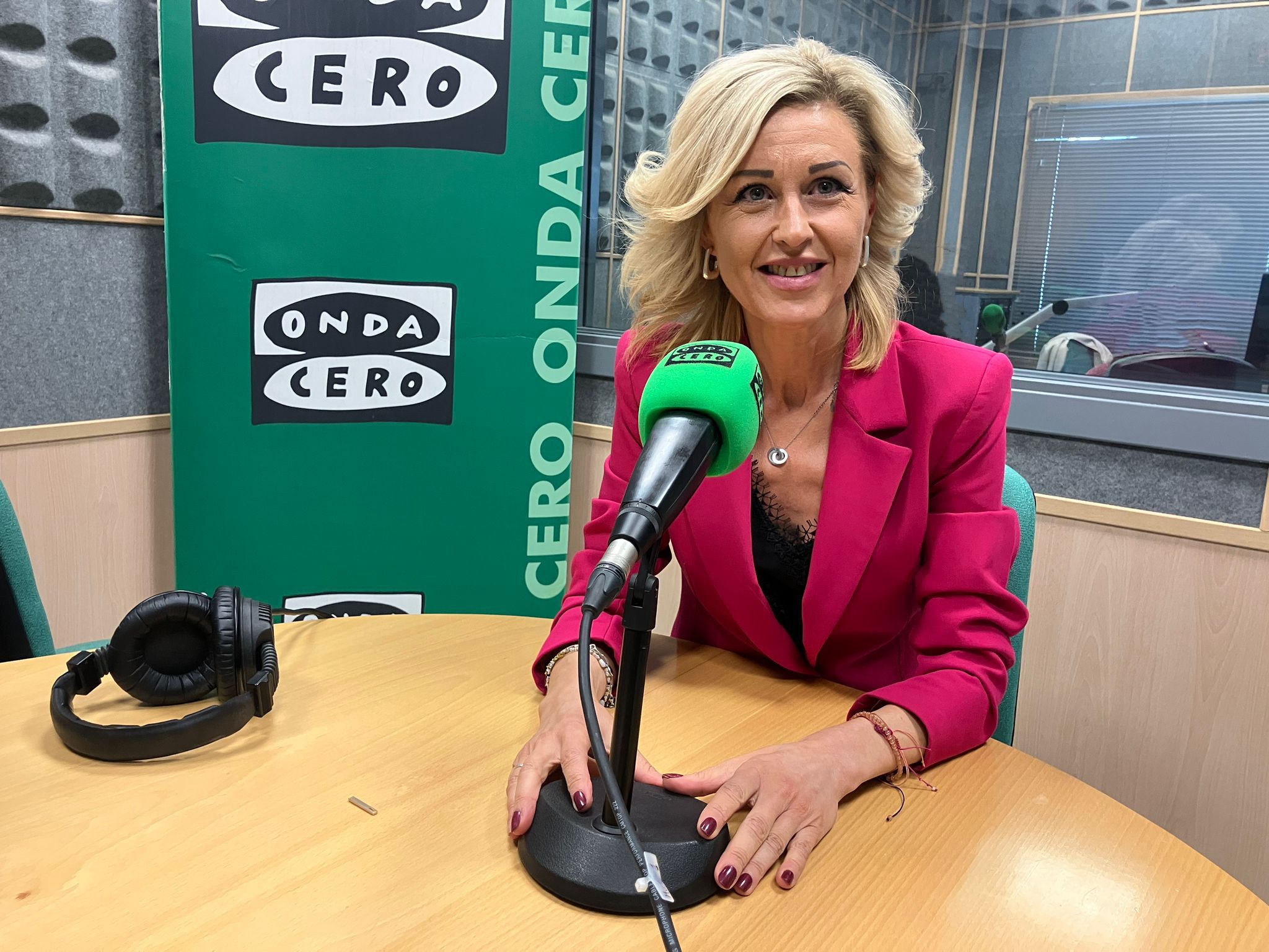 Entrevista en Más de uno Cuenca a la delegada de la Junta en Cuenca, María Ángeles López Entrevista en Más de uno Cuenca a la delegada de la Junta en Cuenca, María Ángeles López