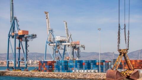 PortCastell&oacute; registra septiembre como su mejor mes de los &uacute;ltimos cuatro a&ntilde;os en tr&aacute;fico de mercanc&iacute;as