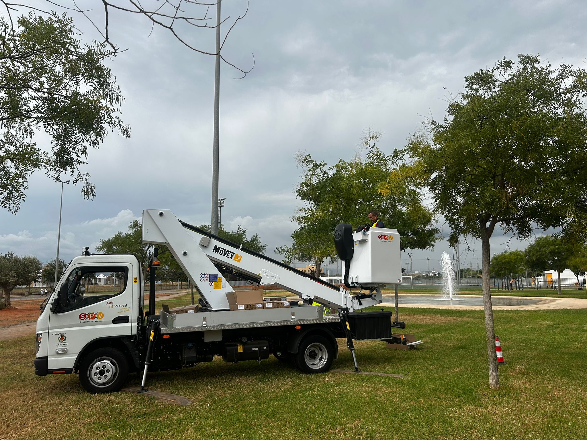 Vila-real repara los problemas de suministro eléctrico en la CEM y acaba con las zonas oscuras Vila-real repara los problemas de suministro eléctrico en la CEM y acaba con las zonas oscuras