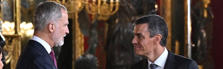VOTA: ¿Cree que Sánchez debería acompañar a los Reyes en su próxima visita a Ceuta?