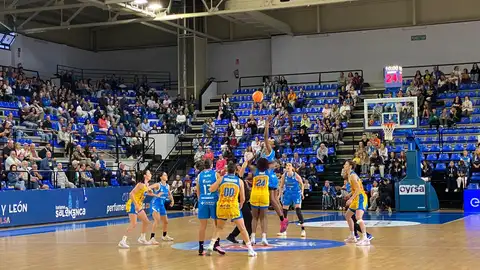 Inicio del partido Inicio del partido