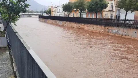 Barranco de Beniopa a su paso por Gandía Barranco de Beniopa a su paso por Gandía