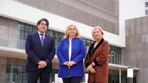 La vicealcaldesa, Inma Sanz, durante la visita al nuevo centro cultural de Valdebebas La vicealcaldesa, Inma Sanz, durante la visita al nuevo centro cultural de Valdebebas