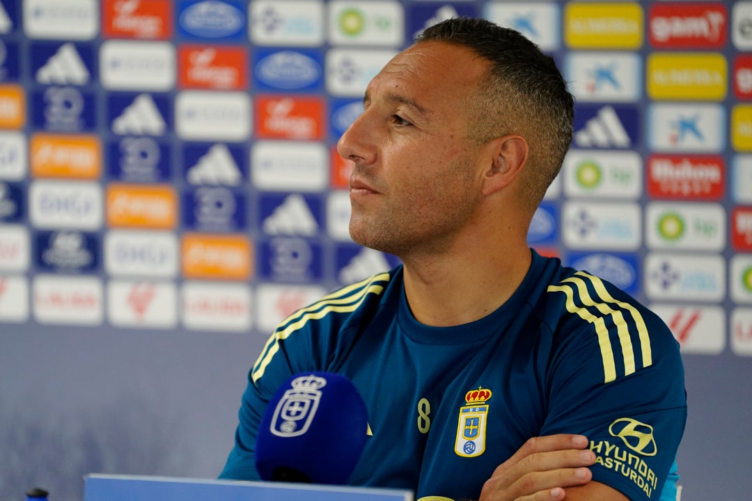 Cazorla y el despido de Paunovic: "No puedo permitir que se ensucie mi imagen" Cazorla y el despido de Paunovic: "No puedo permitir que se ensucie mi imagen"