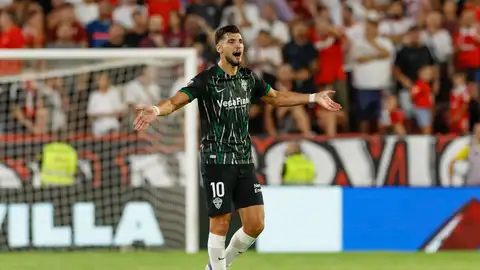 Rafa Mir, en el partido del Elche en el Pizjuán. Rafa Mir, en el partido del Elche en el Pizjuán.