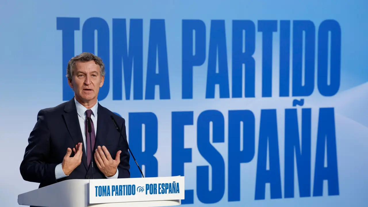 Feijóo centra en el "orden" el plan sobre inmigración del PP: “España debe recuperar el control migratorio”