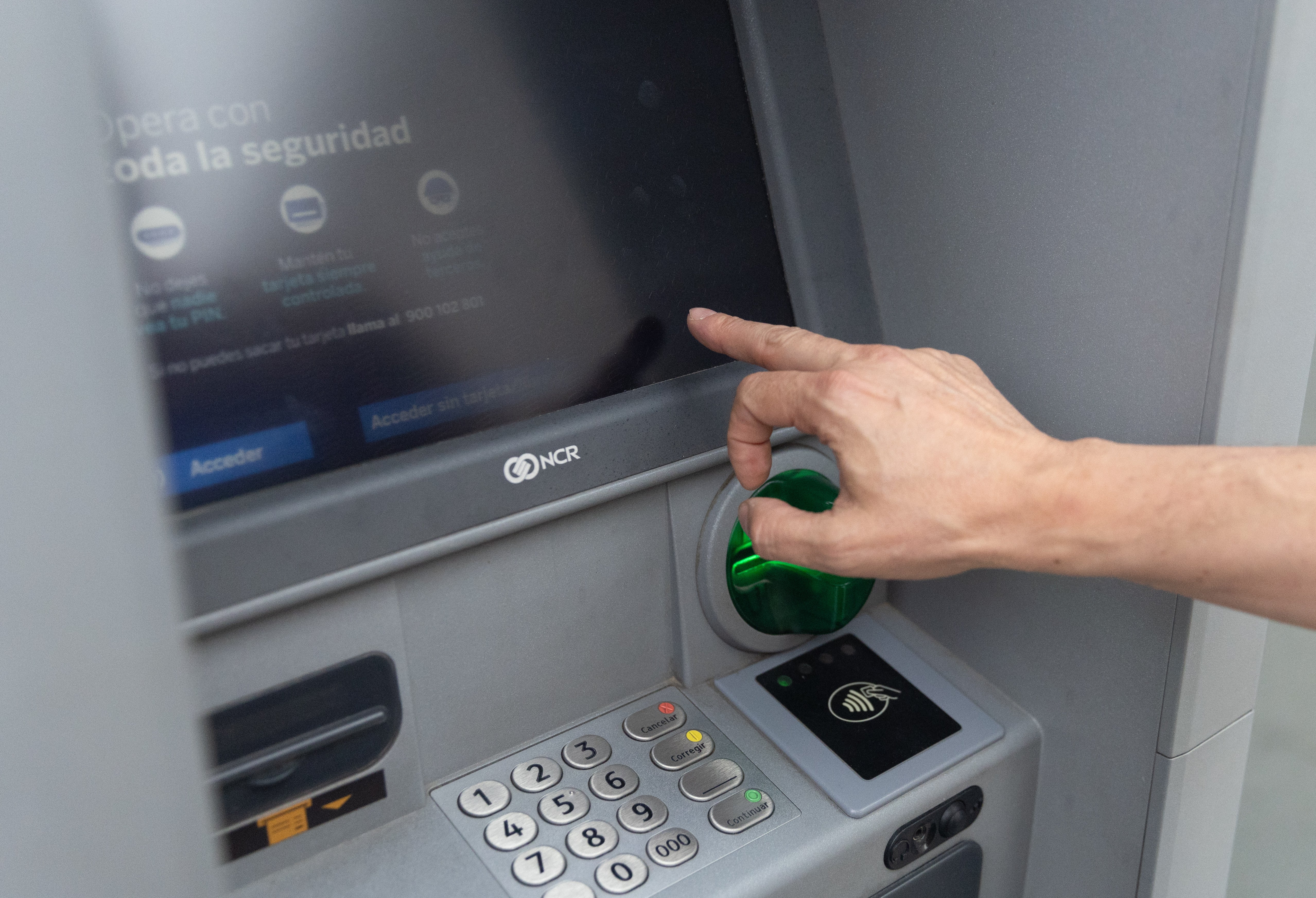 Madrid se convierte en la primera región de España con cajeros automáticos en todos sus municipios Madrid se convierte en la primera región de España con cajeros automáticos en todos sus municipios