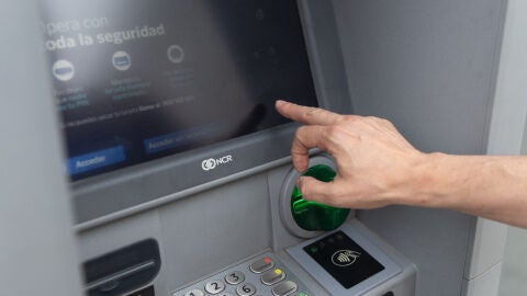 Madrid se convierte en la primera región de España con cajeros automáticos en todos sus municipios Madrid se convierte en la primera región de España con cajeros automáticos en todos sus municipios