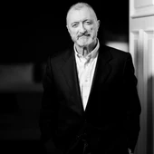 Arturo Pérez-Reverte presenta en el CiBRa de Toledo su última obra Arturo Pérez-Reverte presenta en el CiBRa de Toledo su última obra