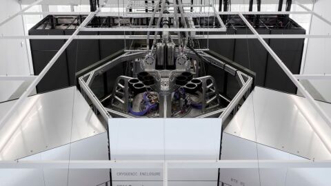 Inaugurado en Donostia el primer IBM System Two operativo en Europa Inaugurado en Donostia el primer IBM System Two operativo en Europa