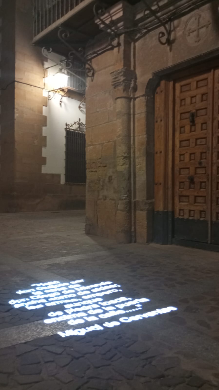 Villanueva de los Infantes propone una paseo nocturno de inspiración literaria
