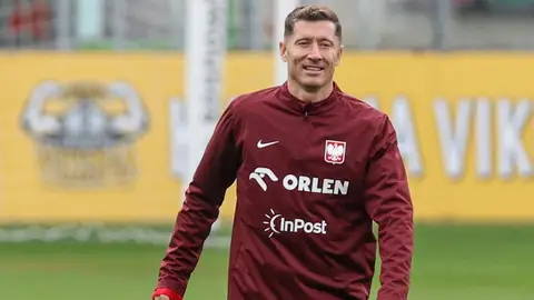 Lewandowski se suma a la lista de bajas de Flick