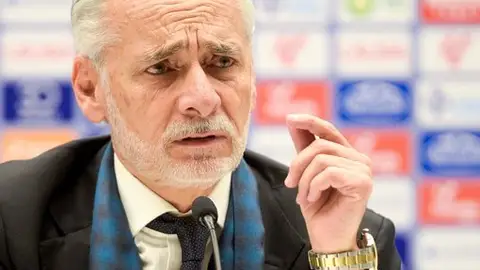 14-10-2025 Jesús Martínez, presidente del Grupo Pachuca, durante la rueda de prensa que ofreció en el Tartiere 14-10-2025 Jesús Martínez, presidente del Grupo Pachuca, durante la rueda de prensa que ofreció en el Tartiere