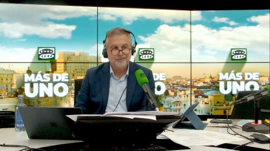Carlos Alsina ironiza sobre el CIS: "Tezanos se ha soltado el pelo y cabalga ya hacia la mayor&iacute;a absoluta de su l&iacute;der"
