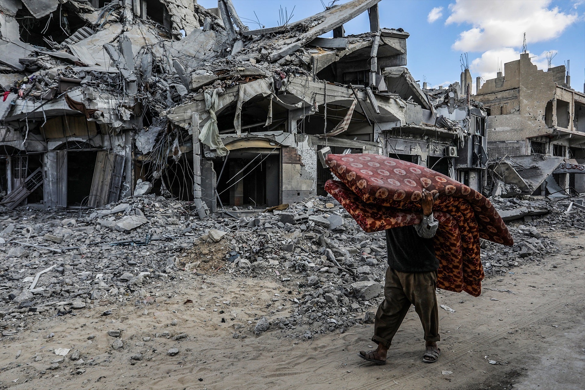 La ONU, la UE y el Banco Mundial calculan que serán necesarios 70.000 millones de dólares para reconstruir Gaza