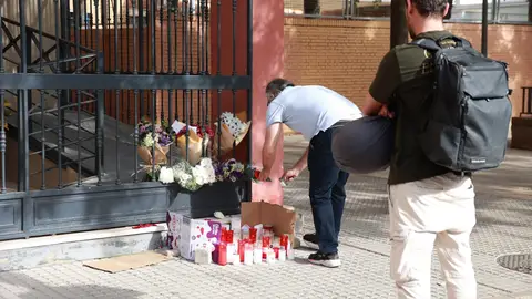 Una adolescente de 14 años se suicida en Sevilla: su madre ya había denunciado acoso escolar en su colegio
