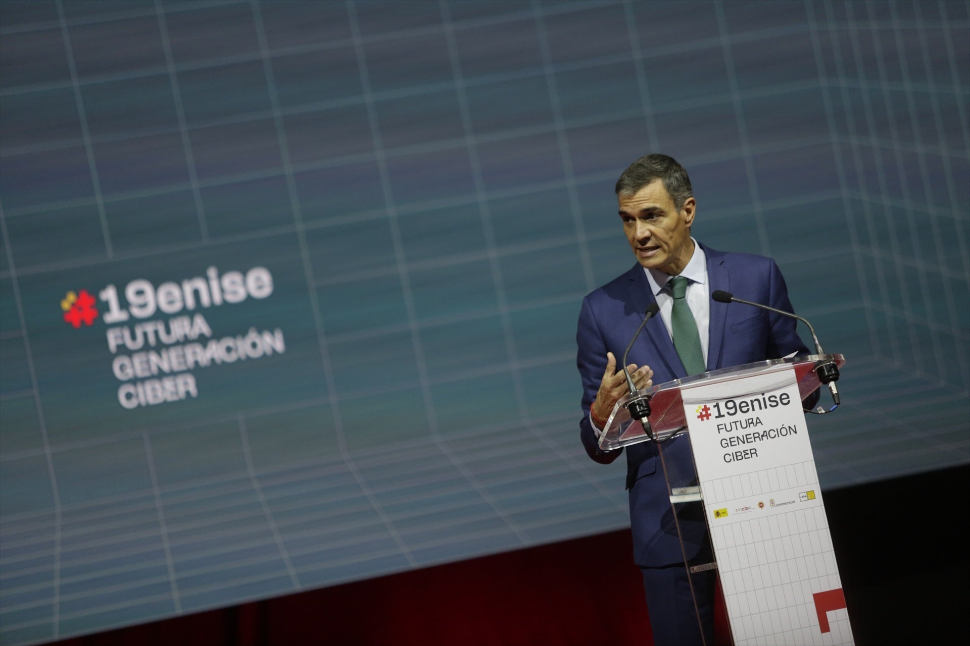 Sánchez confirma la creación de un Centro Nacional de Ciberseguridad adscrito a Presidencia del Gobierno Sánchez confirma la creación de un Centro Nacional de Ciberseguridad adscrito a Presidencia del Gobierno