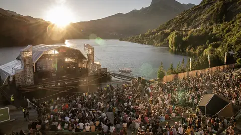 Félix Longás y Pirineos Sur, Medallas al Mérito Turístico Félix Longás y Pirineos Sur, Medallas al Mérito Turístico