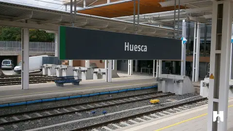 Duras críticas al ministro Puente por descartar el cercanías Huesca-Zargoza Duras críticas al ministro Puente por descartar el cercanías Huesca-Zargoza