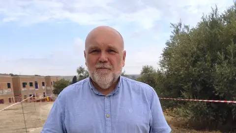 Txema Fernández en el parque de Polvorines. Txema Fernández en el parque de Polvorines.