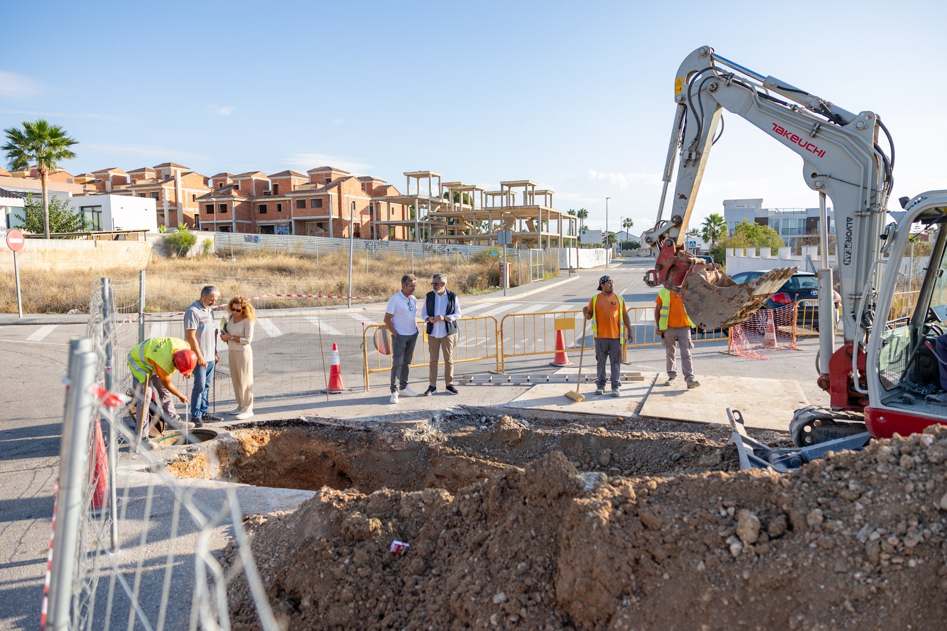 L’Alfàs del Pi moderniza la calle Rosa dels Vents con un nuevo tramo urbano L’Alfàs del Pi moderniza la calle Rosa dels Vents con un nuevo tramo urbano