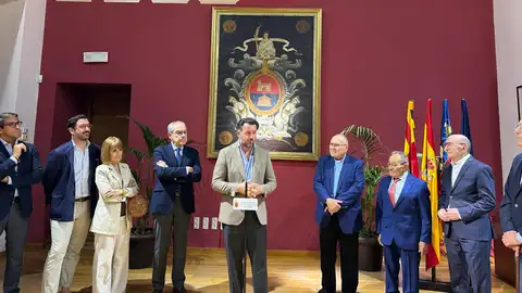 Acto de colocación de las placas de recuerdo de los hijos predilectos, adoptivos y de los alcaldes desde 1923. Acto de colocación de las placas de recuerdo de los hijos predilectos, adoptivos y de los alcaldes desde 1923.