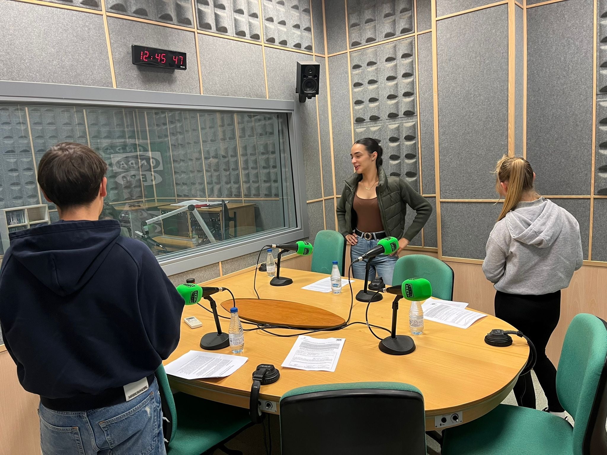 Hacemos radio, con el IES "Fernando Zóbel" de Cuenca Hacemos radio, con el IES "Fernando Zóbel" de Cuenca