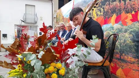 El Valle del Jerte inaugura su 'Otoñada' con jornadas gastronómicas, rutas, concursos y deporte El Valle del Jerte inaugura su 'Otoñada' con jornadas gastronómicas, rutas, concursos y deporte