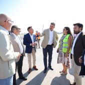 El conseller de Medio Ambiente, Infraestructuras y Territorio, Vicente Martínez Mus durante la visita a las obras. 