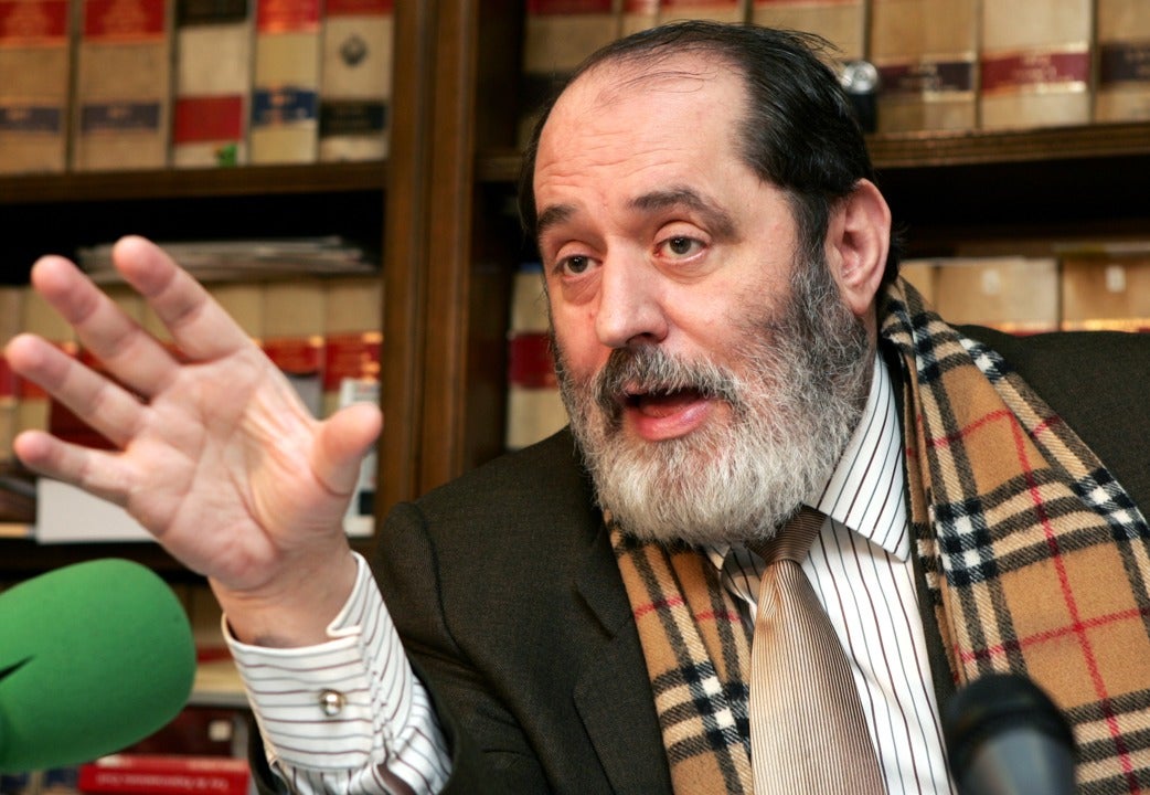 Muere Emilio Rodríguez Menéndez, el abogado defensor de personajes mediáticos que siempre estuvo rodeado por la polémica Muere Emilio Rodríguez Menéndez, el abogado defensor de personajes mediáticos que siempre estuvo rodeado por la polémica