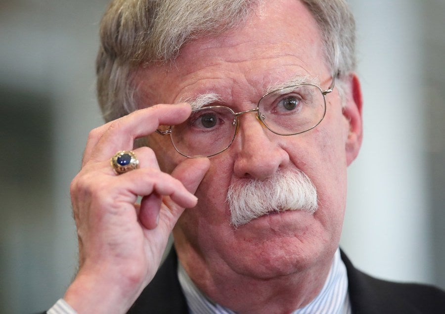 El exasesor de Trump, John Bolton, imputado por retener y difundir información sobre defensa nacional El exasesor de Trump, John Bolton, imputado por retener y difundir información sobre defensa nacional