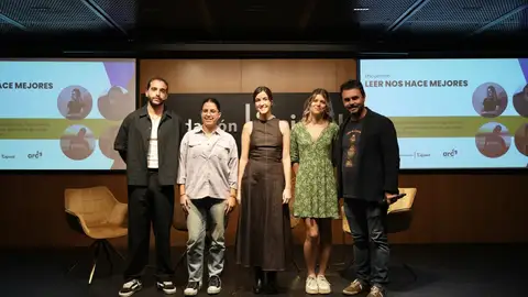 El encuentro ‘Leer nos hace mejores’ reúne a bookfluencers para reivindicar el poder transformador de la lectura El encuentro ‘Leer nos hace mejores’ reúne a bookfluencers para reivindicar el poder transformador de la lectura