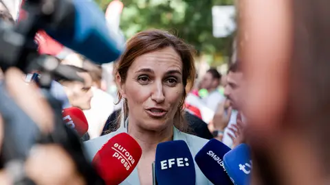 Mónica García durante la Cuarta Marcha Positiva organizada por Pride Positivo Mónica García durante la Cuarta Marcha Positiva organizada por Pride Positivo