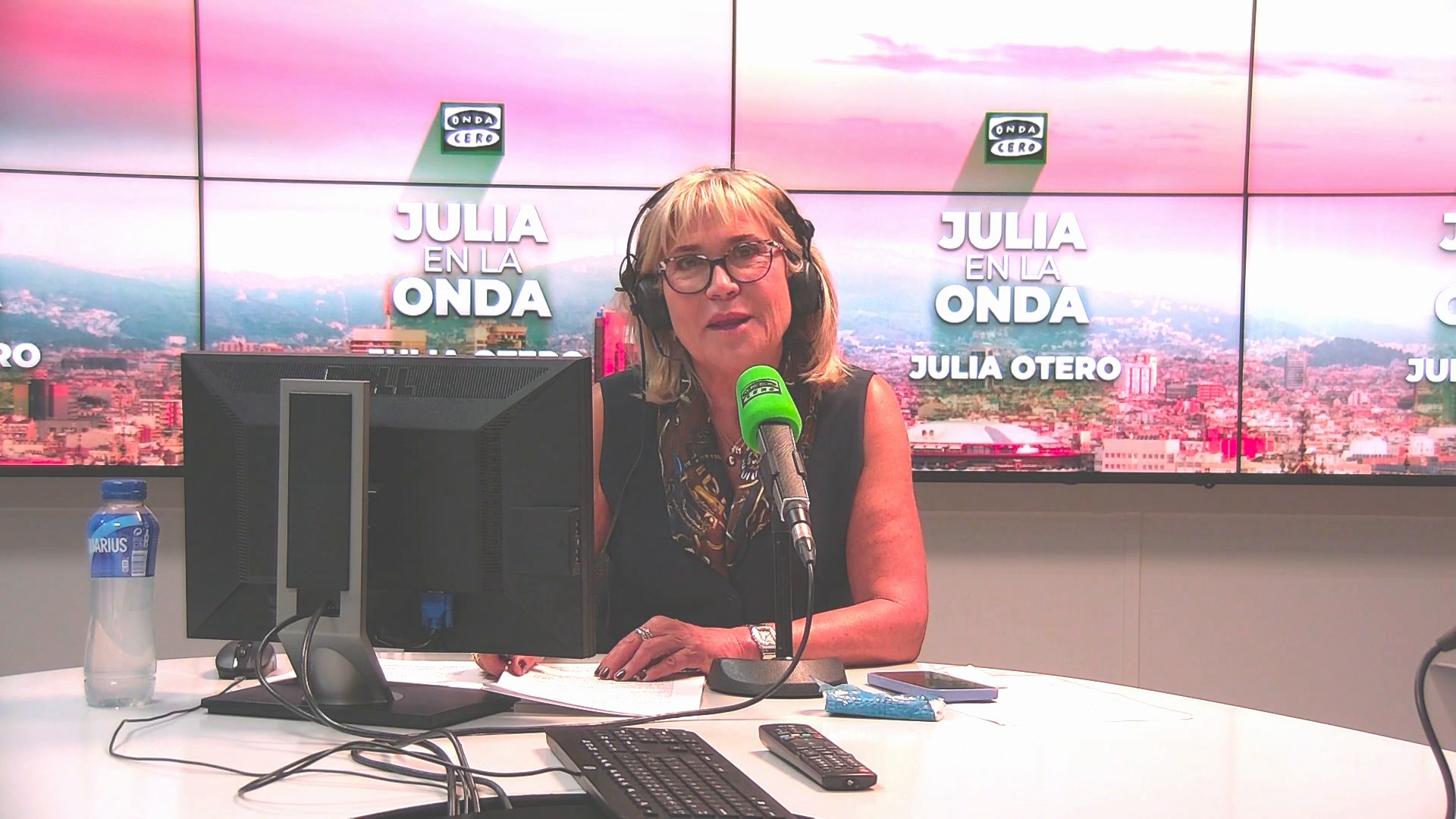 Julia Otero critica que el PP se ponga del lado de Trump: "El patriotismo de pulsera produce sudores fríos" Julia Otero critica que el PP se ponga del lado de Trump: "El patriotismo de pulsera produce sudores fríos"