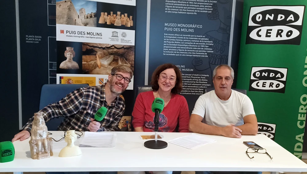 Hortensia Blanco, directora del MAEF junto a Agustín Prades y Manu Gon Hortensia Blanco, directora del MAEF junto a Agustín Prades y Manu Gon