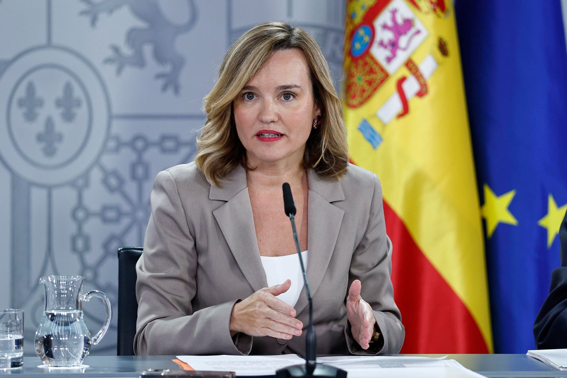 El Gobierno no está preocupado por la citación al exgerente del PSOE e insiste en la "colaboración y transparencia" del partido El Gobierno no está preocupado por la citación al exgerente del PSOE e insiste en la "colaboración y transparencia" del partido