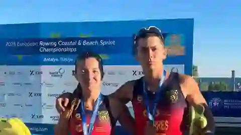 Elia Jordá y Xavier Torres. Elia Jordá y Xavier Torres.