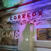 L'antiga estació de metro de Correus, clausurada el 1972 L'antiga estació de metro de Correus, clausurada el 1972