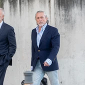 El empresario Francisco Correa (d) a su llegada a la Audiencia Nacional, el 20 de octubre de 2022, en San Fernando de Henares, Madrid, España. La Audiencia Nacional (AN) celebra desde hoy el último juicio del caso Gürtel El empresario Francisco Correa (d) a su llegada a la Audiencia Nacional, el 20 de octubre de 2022, en San Fernando de Henares, Madrid, España. La Audiencia Nacional (AN) celebra desde hoy el último juicio del caso Gürtel