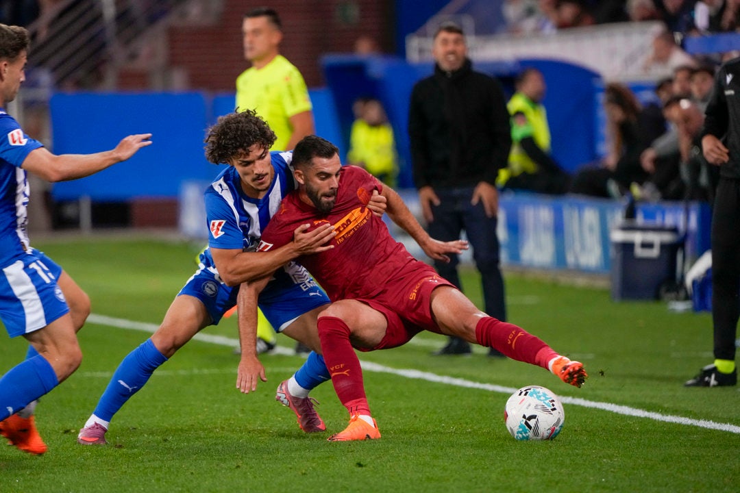 El Valencia rasca un punto en Mendizorroza El Valencia rasca un punto en Mendizorroza