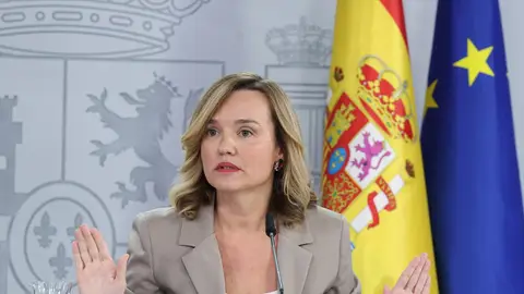 Pilar Alegría, tras el consejo de ministros Pilar Alegría, tras el consejo de ministros/ Marta Fernández / Europa Press