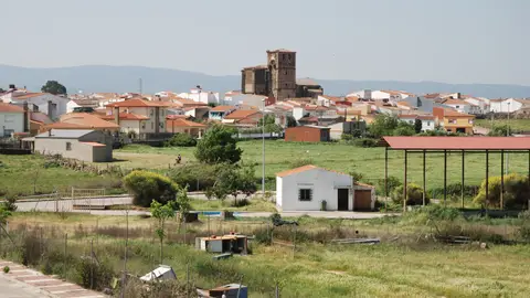 Más del 81% de los municipios extremeños tiene renta baja, con Talayuela y Zahínos a la cola, los más ricos, en el entorno de Almaraz Más del 81% de los municipios extremeños tiene renta baja, con Talayuela y Zahínos a la cola, los más ricos, en el entorno de Almaraz
