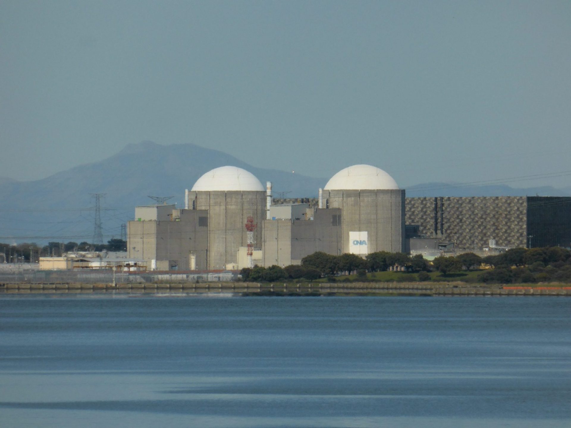 Habrá petición oficial de las propietarias de Almaraz para solicitar una "miniprórroga" hasta el año 2030 Habrá petición oficial de las propietarias de Almaraz para solicitar una "miniprórroga" hasta el año 2030