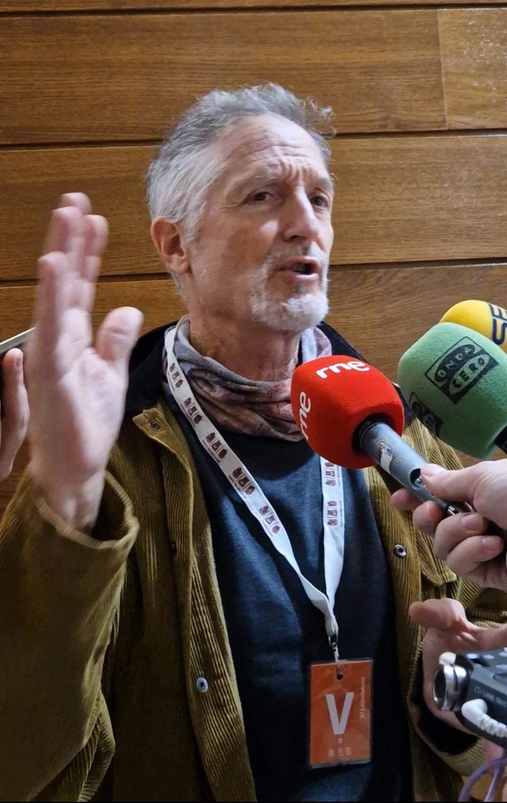 Fernando Valladares, sobre la reconstrucción tras la DANA : "No se está escuchando a la ciencia" Fernando Valladares, sobre la reconstrucción tras la DANA : "No se está escuchando a la ciencia"