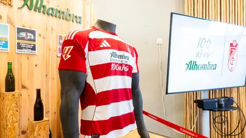 Cervezas Alhambra, patrocinador principal del Granada CF durante las tres próximas jornadas Cervezas Alhambra, patrocinador principal del Granada CF durante las tres próximas jornadas