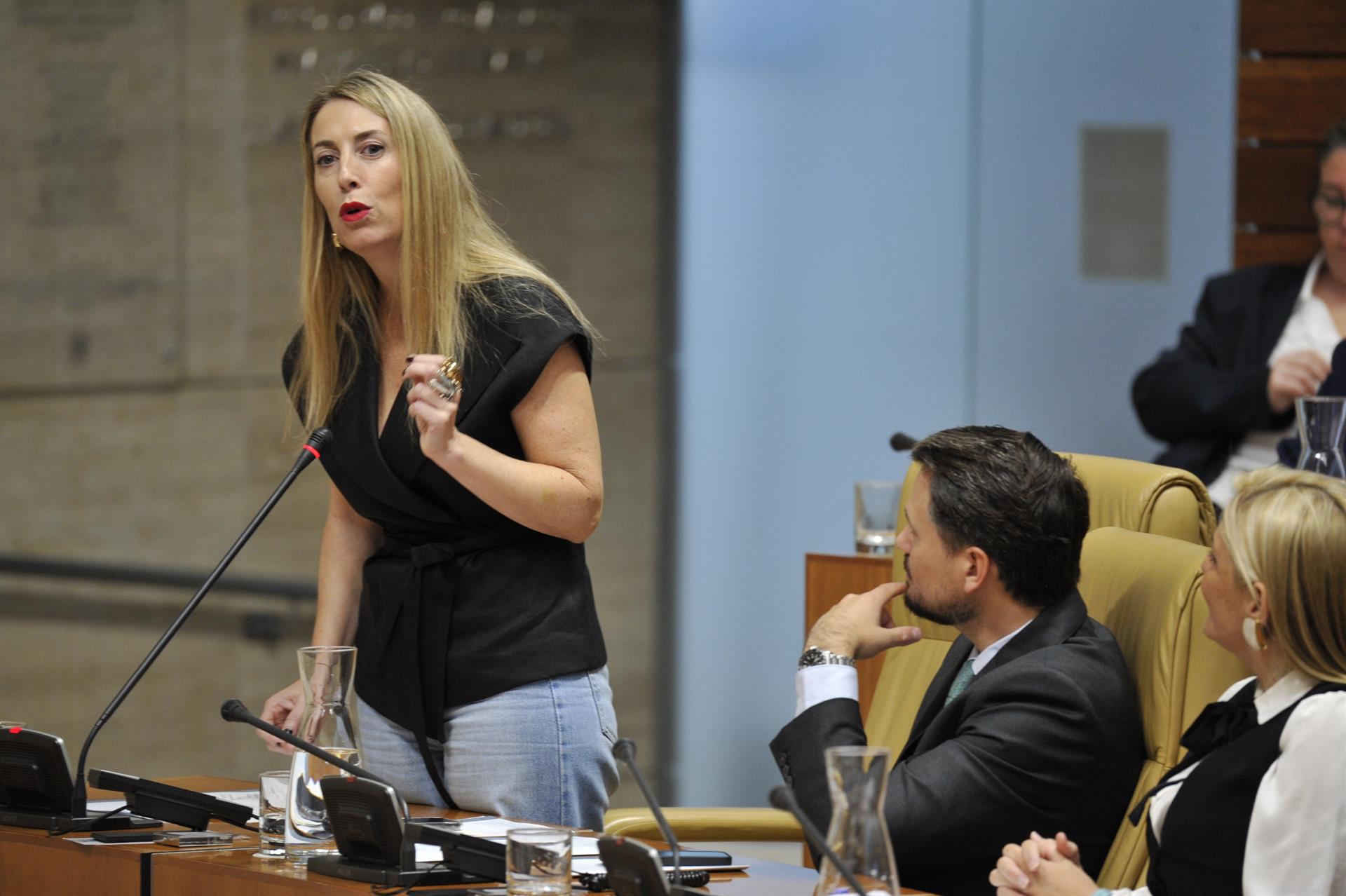PSOE, Vox y Unidas tumban la reforma de Guardiola para que las legislaturas duren 4 años aunque se adelanten elecciones PSOE, Vox y Unidas tumban la reforma de Guardiola para que las legislaturas duren 4 años aunque se adelanten elecciones