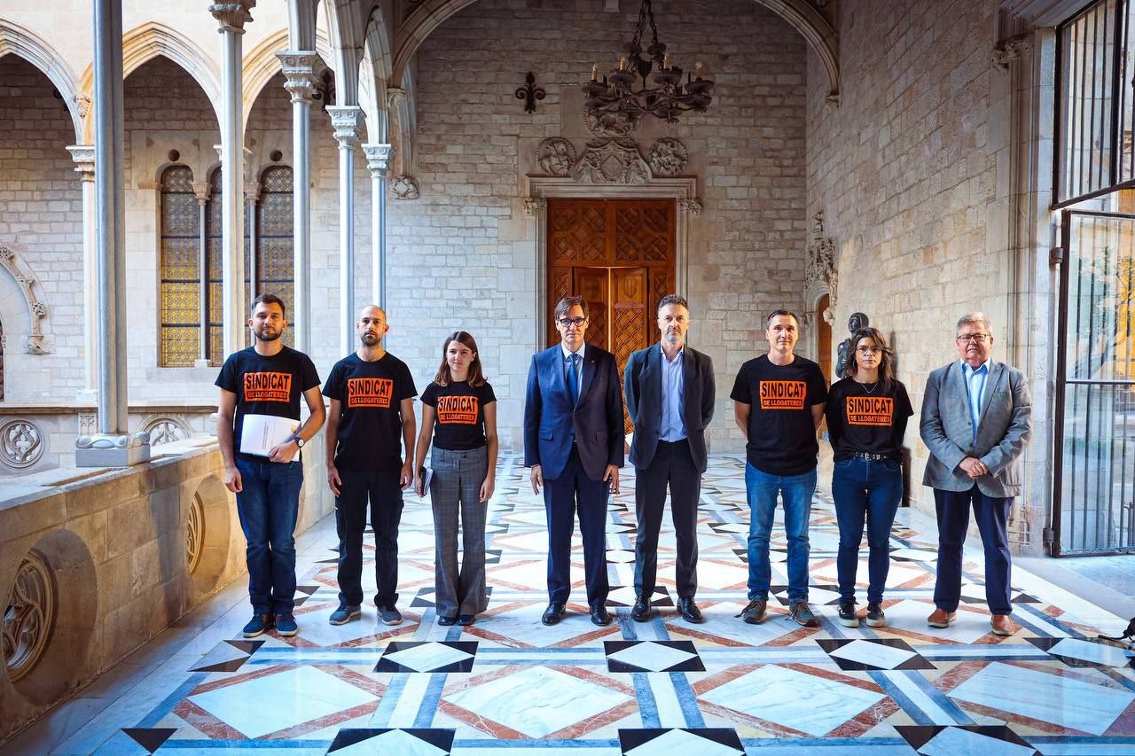 El president Illa es reuneix per primer cop amb el Sindicat de Llogateres El president Illa es reuneix per primer cop amb el Sindicat de Llogateres