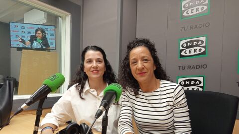 La alcaldesa de Pinoso, Silvia Verd&uacute; y la edil de Medio Ambiente Mar&iacute;a Jos&eacute; Moya