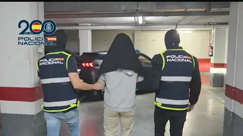 Momento de la detención del presunto yihadista en Huesca. Momento de la detención del presunto yihadista en Huesca.